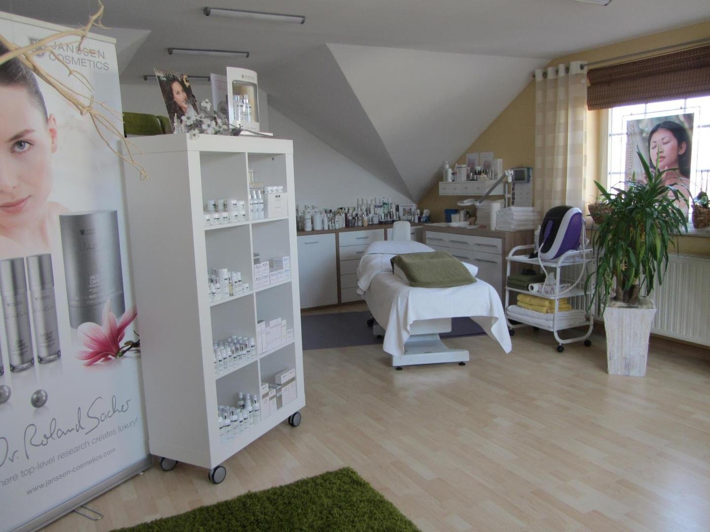 BEAUTY CONCEPT - DAUERHAFTE HAARENTFERNUNG Oppurg Nähe Saalfeld Rudolstadt Jena Gera Schleiz Zeulenr